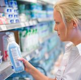 H-Milch wurde für mindestes eine Sekunde auf 135 bis 150 Grad Celsius ultrahoch erhitzt und ist ohne Kühlung etwa drei bis sechs Monate haltbar. Angebrochene H-Milch muss gekühlt und binnen vier Tagen aufgebraucht werden