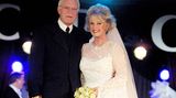 Seit 2002 ist sie in vierter Ehe mit dem Tierarzt Martin Dinnes verheiratet. Das Paar lebt auf einer Ranch in der Nähe von Los Angeles. Hedren engagiert sich im Tierschutz und kümmert sich um verwahrloste Raubkatzen