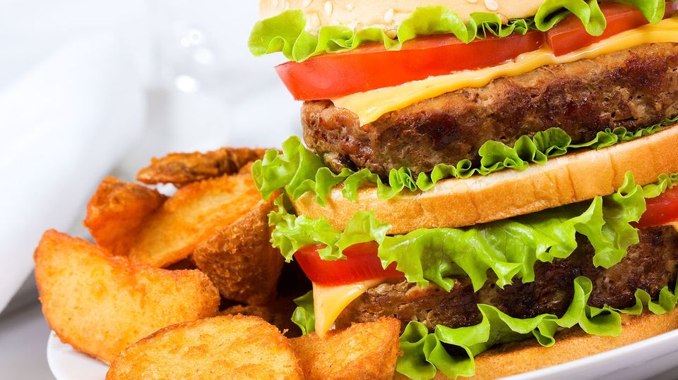 Zu viel Fastfood macht dick. Übergewicht wiederum ist nach Ansicht von Experten der wichtigste Risikofaktor für die Entstehung von Diabetes Typ 2