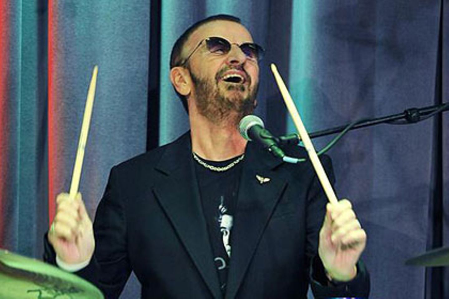 Ringo Starr - auch an seinem 70. Geburtstag wird der Ex-Beatle hinter dem Schlagzeug sitzen