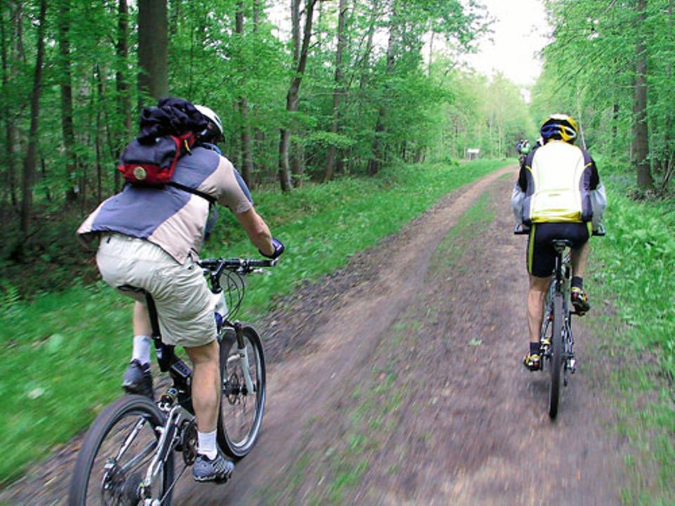 Radtour im Grünen: "Durch Sport werden die Menschen ausgeglichener und zufriedener"