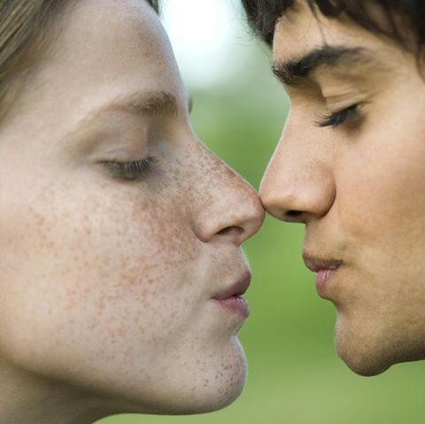 Flirt und Liebe: Die Gesetze der Partnerwahl