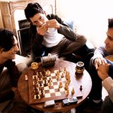 Pflegen Sie Ihre Beziehungen!     Pflegen Sie ganz bewusst zwischenmenschliche Beziehungen und nehmen Sie sich Zeit, mit anderen interessanten Menschen in Ruhe zusammen zu sein. Verschieben Sie diese Aufgaben nicht auf den Zeitpunkt, an dem endlich alle "Jobs" erledigt sind. Vermutlich werden Sie diese Zeit nämlich nie erleben! (www.burnon.de)