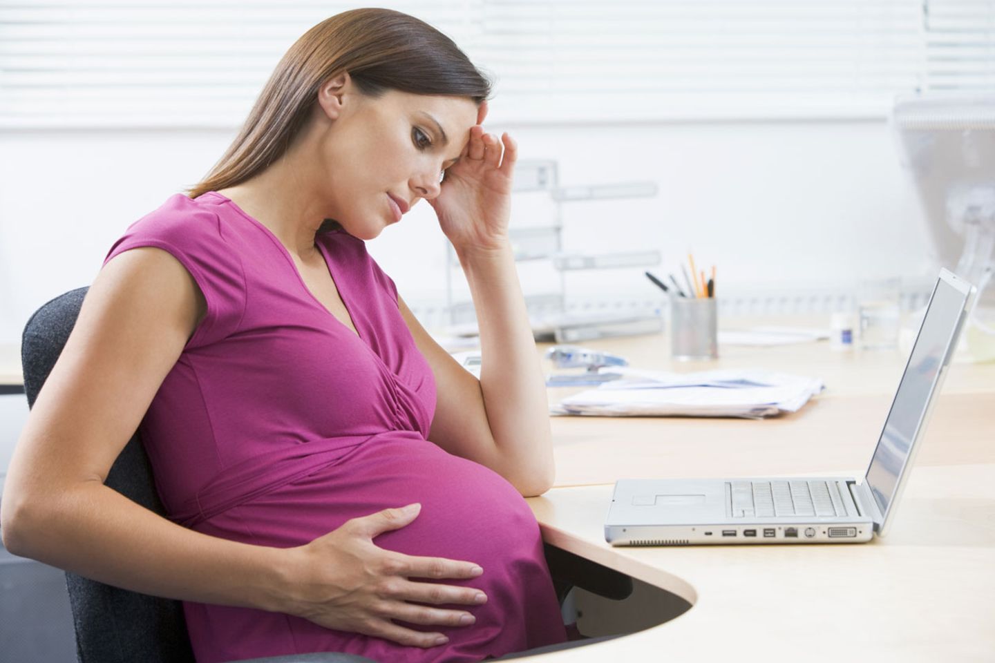 Während der Schwangerschaft lassen Migräneattacken oft nach