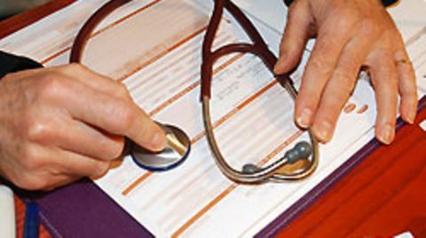 Vor dem Eintritt in eine private Krankenkasse steht ein Gesundheitscheck