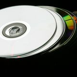 Seit den 1950er Jahren gibt es Hörbücher auf CD - auch Blinde und Sehbehinderte haben so Lesespaß. Der ist jedoch im vergangenen Jahr erheblich teurer geworden - um 36,2 Prozent. Mit einem dritten Platz schaffen die Hörbücher auf CD es aufs Preistreiber-Treppchen