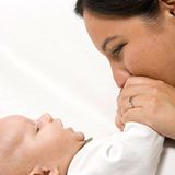 Gerhard H. aus Hamburg sieht den Kuss "wie ein Siegel, das einem Menschen aufgedrückt wird, um die Echtheit der persönlichen Zuneigung zu dokumentieren"