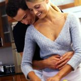 Liebe geht durch den Magen    Männern wird mit zunehmendem Alter immer wichtiger, dass ihre Partnerin gut kochen kann. Das gilt für 31 Prozent der unter 29-Jährigen und wird mit zunehmendem Alter immer wichtiger: 43 Prozent der über 55-Jährigen wünschen sich eine Frau, die den Kochlöffel schwingen kann