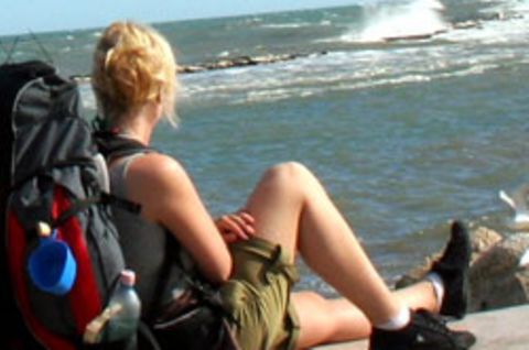 Backpacker sind Individual-Touristen. So individuell, dass es oft schon wieder zum Klischee wird