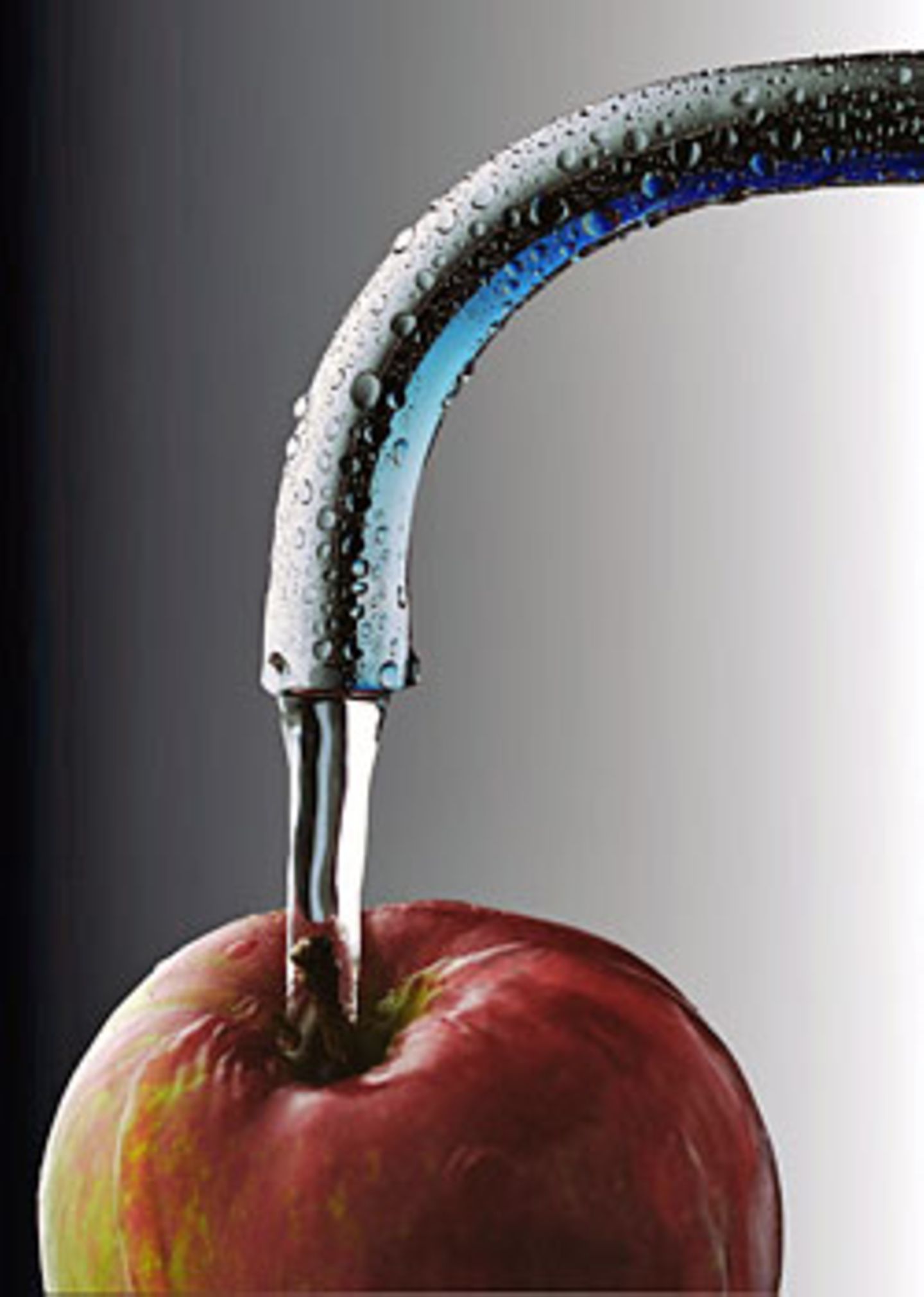 Apfel + Wasser = Apfelfruchtsaftgetränk? Nicht ganz. Es fehlt noch jede Menge Zucker