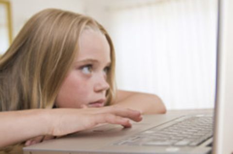 Für Kinder erklären spezielle Nachrichtenportale die Welt