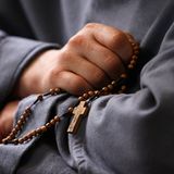 Waldow aus Kiel nimmt an, Gottes Tochter würde über ihre Mutter sprechen: "Gott liebt euch, ist aber ein klein bisschen stinkig, dass ihr sie für einen Mann haltet"