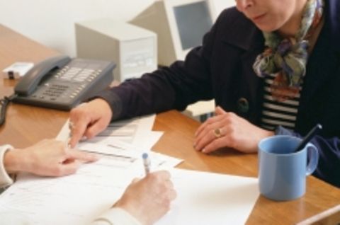Lieber vorsorgen statt wegstecken: Unterm Kopfkissen vermehrt sich Vermögen nicht