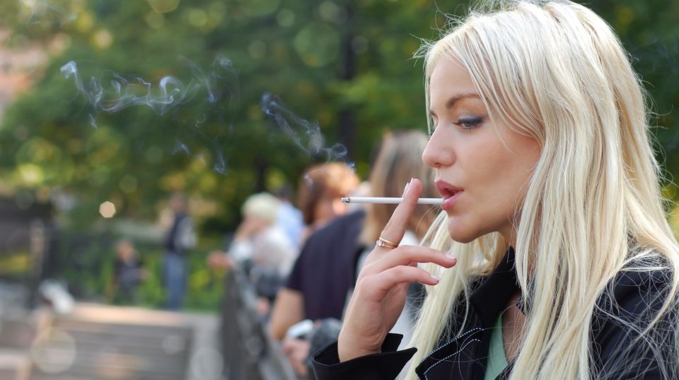 Jugendliche und Rauchen: "Affig, von 'nem Stängel abhängig zu sein"
