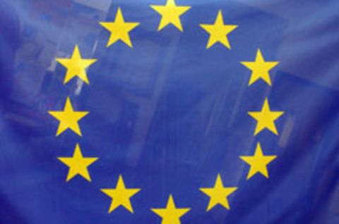 Die Flagge der EU könnte bald auch vermehrt in Serbiens Hauptstadt Belgrad wehen