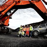 Das Team bei der Kalenderproduktion im finnischen Talvivaara