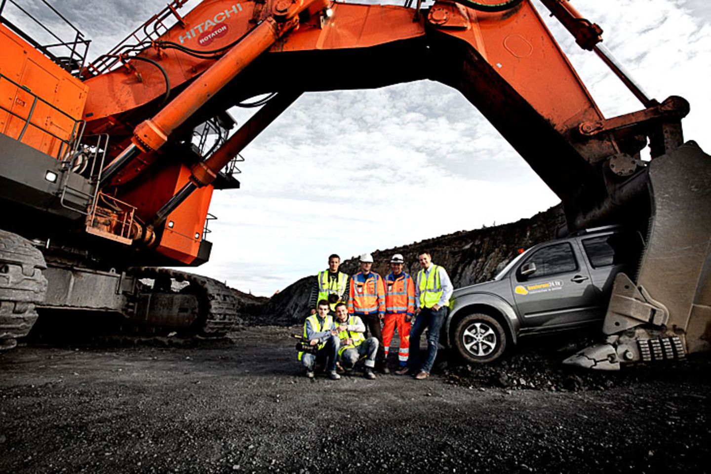 Das Team bei der Kalenderproduktion im finnischen Talvivaara