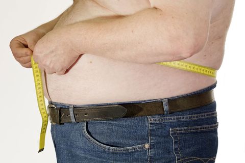 Gerade das Bauchfett gilt als ungesund