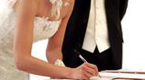 "Es ist bewiesen, dass die besten Partnerschaften jene sind, bei der die Partner aus der gleichen Gesellschaftsschicht kommen oder die gleiche Bildung haben", weiß S. "Promi-Sportler und Models haben meist keine Berufsausbildung und kommen selten aus gebildeten Kreisen. Das passt"