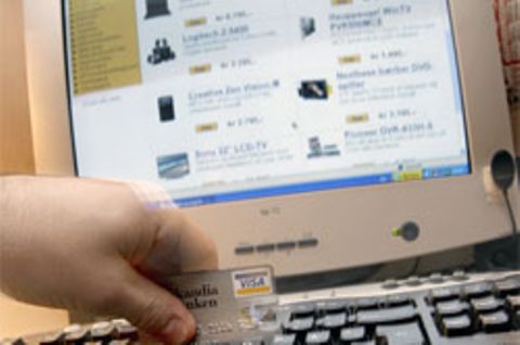 Zusatzkosten müssen für Online-Shopper übersichtlich dargestellt werden
