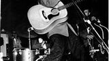 Elvis Presley im Konzert: Ein völlig neuer Sound, absurd verdrehte Beine, wackelnde Hüften - so was hatte die Welt noch nicht erlebt