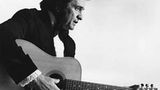 Der zornige Alte: Seine Akustikgitarre und seine Stimme - mehr brauchte Johnny Cash nicht, um zum Gott der Countrymusik zu werden. Der Mann, der 2003 mit 71 Jahren starb, ist Urvater des Mythos vom Mann mit dem Gitarrenkoffer. Er wurde zum Vorbild ganzer Generationen amerikanischer Liedermacher