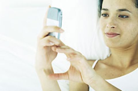 Auf fast jedem Handy von Klinikpersonal befinden sich laut einer Studie Krankheitserreger