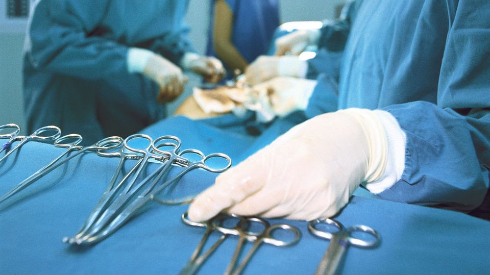 Umstritten: Der chirurgische Eingriff, der den Zornesmuskel durchtrennt