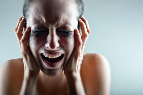 Soziale Konflikte, Einsamkeit, ungesundes Essen und Angst um den Arbeitsplatz sind Faktoren, die einen Herzinfarkt auslösen können