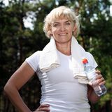 Ist Ihr Blutdruck zu hoch, schadet das den Nieren. Dieses Organ ist aufgrund des Diabetes ohnehin schon belastet genug. Kochen Sie salzarm und treiben Sie Sport