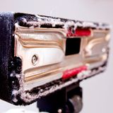 Platz drei: Daten saugen - wörtlich genommen    Kein Pardon für Krempel auf dem Fußboden. Beim Hausputz mit dem Staubsauger segneten nicht nur jede Menge Fussel und Krümel das Zeitliche, auch ein Flash-Laufwerk mit einem Gigabyte-Speicher wurde eingesogen. Die Reise durch das Rohr in den Beutel überlebte das Speichergerät nicht, es wurde in Einzelteilen herausgefischt    Video: So retten Sie Ihre Daten