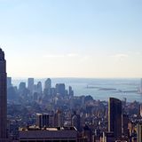 Beliebte Reiseziele    Wohin reisen die Deutschen am liebsten, wenn es ins Ausland geht? Neben Österreich (11,8 Millionen), Spanien (10,4 Millionen) führten im Jahr 2007 über 2,2 Millionen Reisen in die USA  Video: Warum ist Deutschland, der Deutschen liebstes Urlaubsziel?