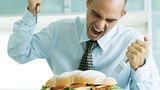 Wenn es um menschliche Verhaltensweise ging, erklärten viele stern.de-Leser diese mit Instikten aus Urzeiten. So auch der Fall bei der Frage von Michael B. aus Oberessendorf, warum ungesundes Essen denn so lecker sei.  "Fettes und Süßes sprechen unsere Lebenserhaltungsinstinkte aus Urzeiten an", meint Charlotte B. "Die Kalorienbomben geben uns die tröstliche und freudige Gewissheit, dass wir nach ihrem Verzehr in den nächsten Tagen sicher nicht verhungern werden."