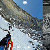 Auf der Höhe des Stollenlochs der Jungfraubahn wird die unendliche Höhe der Wand deutlich: Bis zum Gipfel sind es noch mehr als 1700 Meter. Über das Menü rechts kann der User im Eiltempo zu den einzelnen Stationen der Heckmair-Route springen.