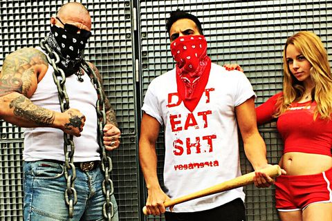 Neue Kochshow "Vegangsta": Kocht Attila Hildmann mit einem Neonazi?