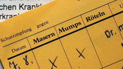 Ab circa einem Jahr können Kleinkinder gegen Masern geimpft werden