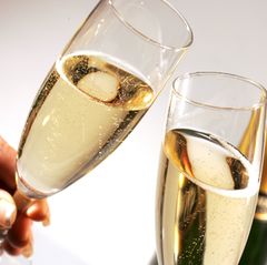 Sekt/Champagner