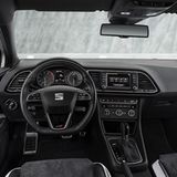 Das Cockpit des Seat Leon ST Cupra ist übersichtlich