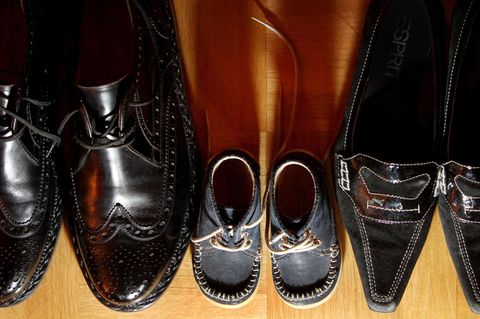Schuheputzen leicht gemacht: So bringen Sie Glattlederschuhe zum Strahlen