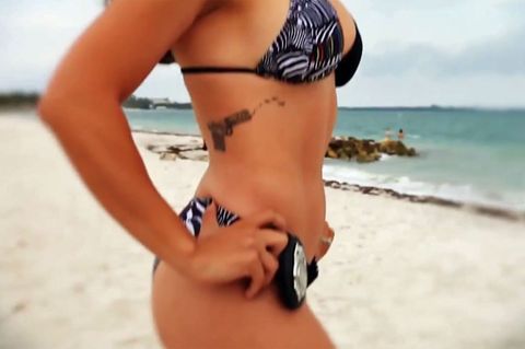 Knappe Bikinis und funkelnde Marken