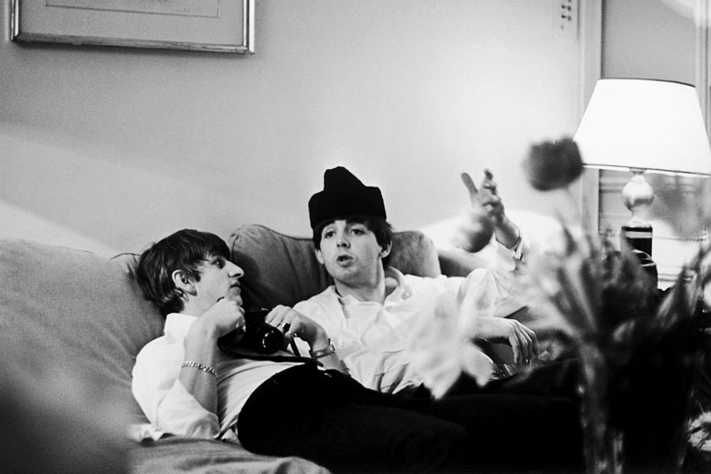 Geburtstag: Zunächst musizierte Starr bei der Liverpooler Band Rory Storm And The Hurricanes. Bei einem Gastspiel im Hamburger Star Club traf er 1960 erstmals die Beatles. Die warben ihn zwei Jahre später ab und engagierten ihn anstelle des weniger talentierten Pete Best als Schlagzeuger Zunächst musizierte Starr bei der Liverpooler Band Rory Storm And The Hurricanes. Bei einem Gastspiel im Hamburger Star Club traf er 1960 erstmals die Beatles. Die warben ihn zwei Jahre später ab und engagierten ihn anstelle des weniger talentierten Pete Best als Schlagzeuger