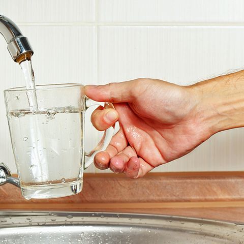 Deutsches Leitungswasser ist von sehr guter Qualität, hat der letzte Trinkwasserbericht ergeben.
