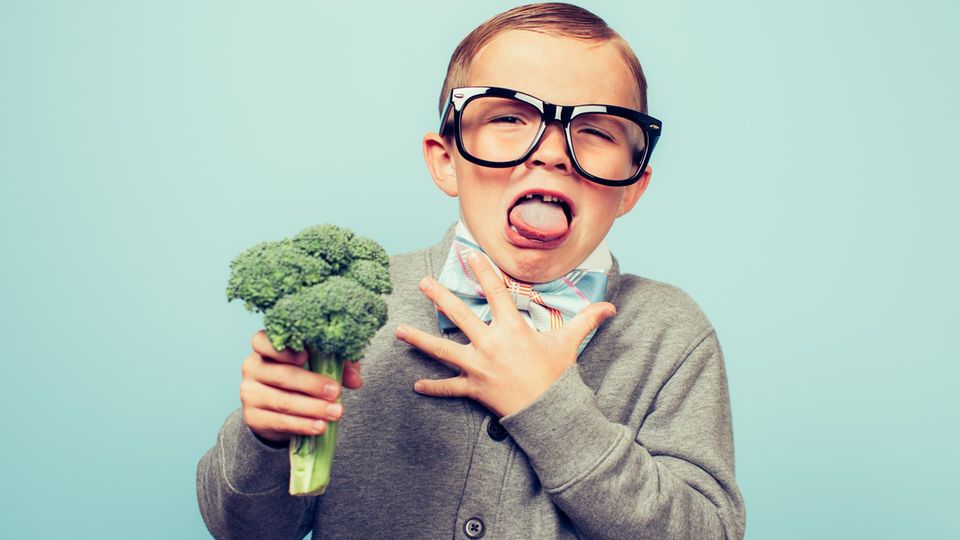 Das Essen kommt, Sie probieren - und es schmeckt Ihnen nicht. Das allein reicht nicht aus, um sich ein anderes Gericht als Ersatz kommen zu lassen. Hat der Koch allerdings offensichtliche Fehler gemacht (angebranntes Essen oder ein Steak, zäh wie eine Schuhsohle), dann darf der Gast auf Nachbesserung pochen.