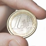 Geld im Supermarkt finden