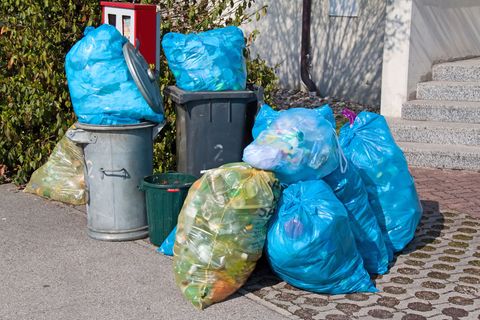 In Deutschland entsteht pro Sekunde fast eine Tonne Abfall.