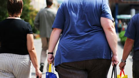 Schweres Leiden: Krankhaft übergewichtige Menschen haben ein erhöhtes Risiko für Diabetes und bestimmte Krebsarten - und die Zahl derer, die darunter leiden, steigt.