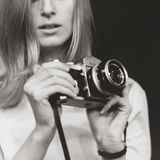 Linda McCartney in den 60er Jahren, aufgenommen von einem unbekannten Fotografen. Zu diesem Zeitpunkt trug sie ihren Mädchennamen Eastman.
