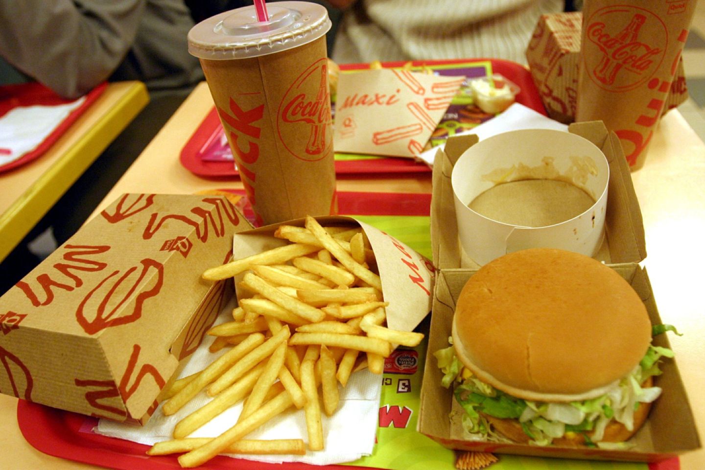 Fett und ohne Ballaststoffe: Fast Food kann krank machen