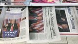 Das Regal mit den Zeitschriften befindet sich auch häufig in Kassennähe. Kurz bevor man sich in die Schlange stellt, kann man dort bequem noch einen Blick in das ein oder andere Magazin werfen - und es dann eventuell auch gleich kaufen.