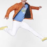 Der Muskelprotz Wer es eine Gangart härter mag, ist dagegen bei Marcel an der richtigen Adresse. Anstelle von akkurat frisiertem Haar und nettem Lächeln setzt der Diplom-Soziologe vor allem auf seinen durchtrainierten Body.